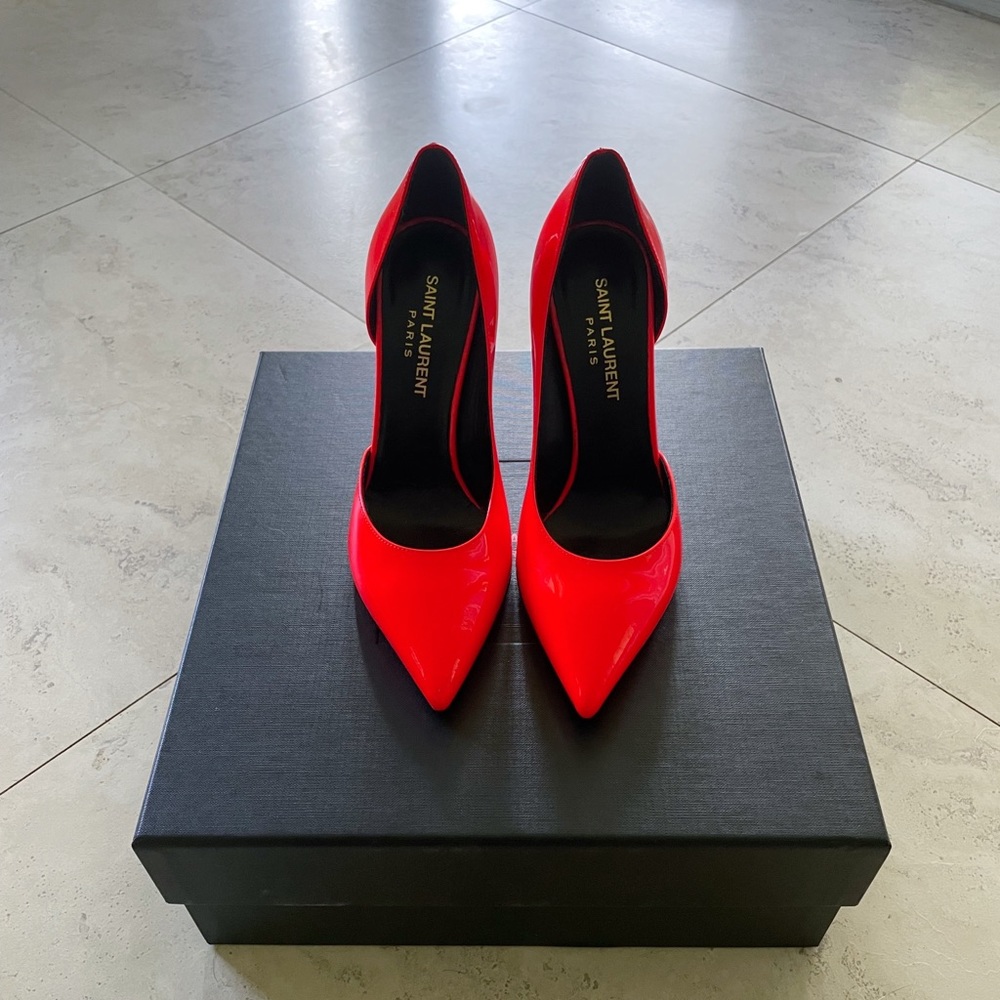 Saint Laurent D’Orsay Pumps
